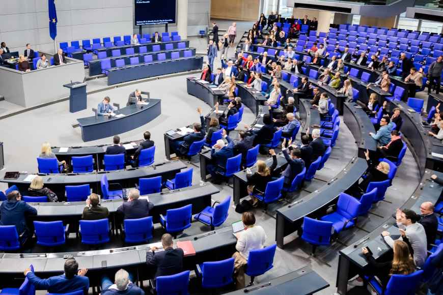 Der Deutsche Bundestag im Plenarsaal